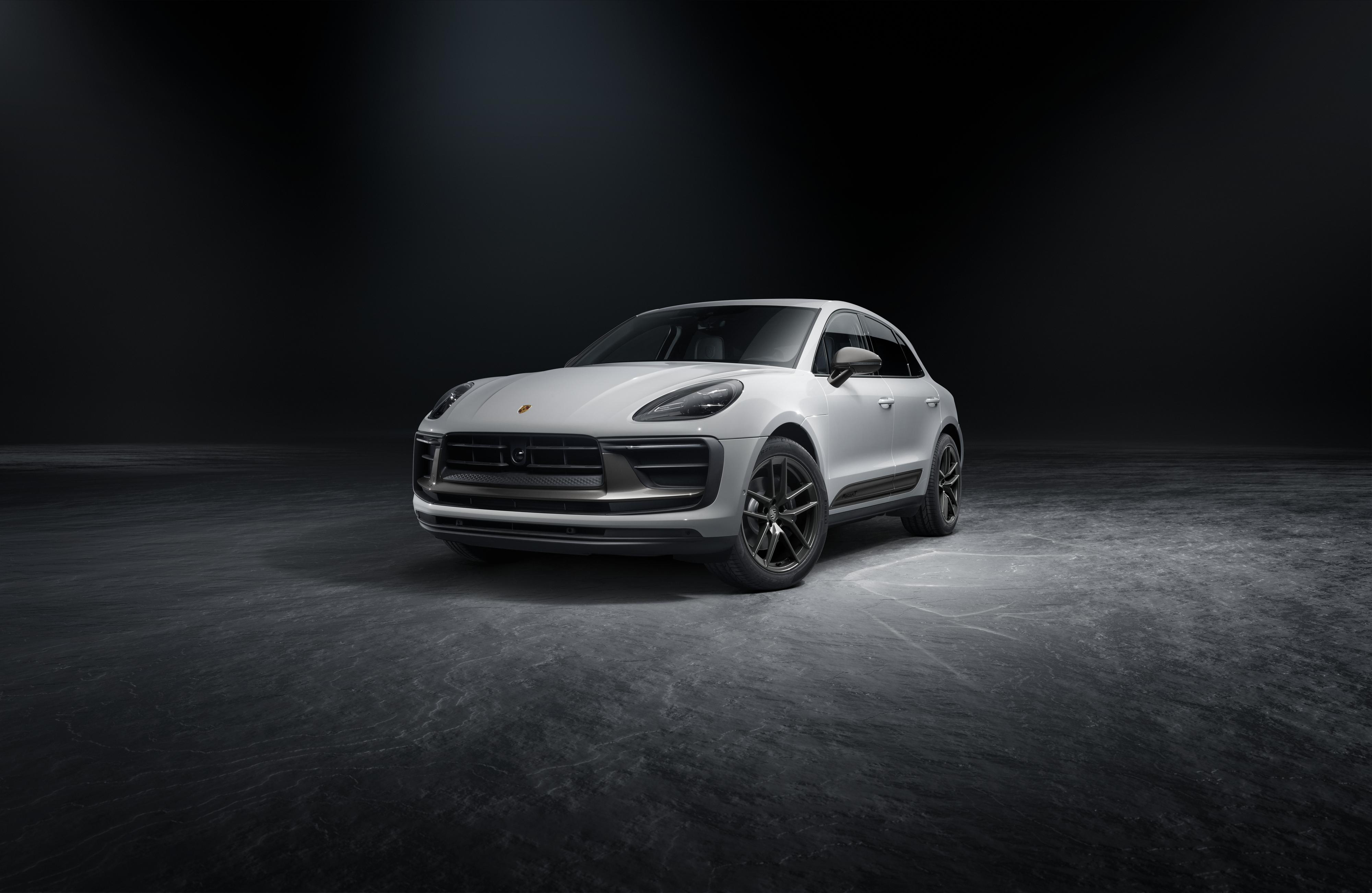 2023 Porsche Macan T