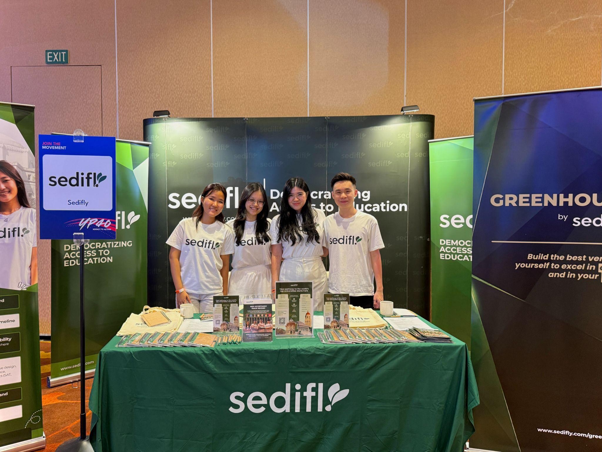 Sedifly team at YP40