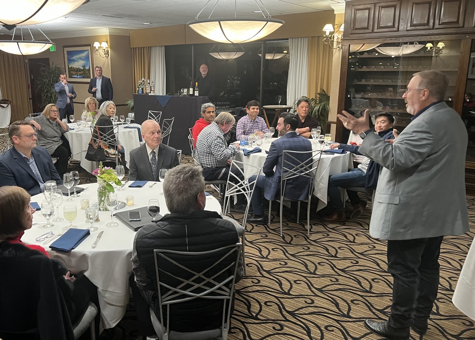 Elliot Kallen gives presentation in Danville, California 