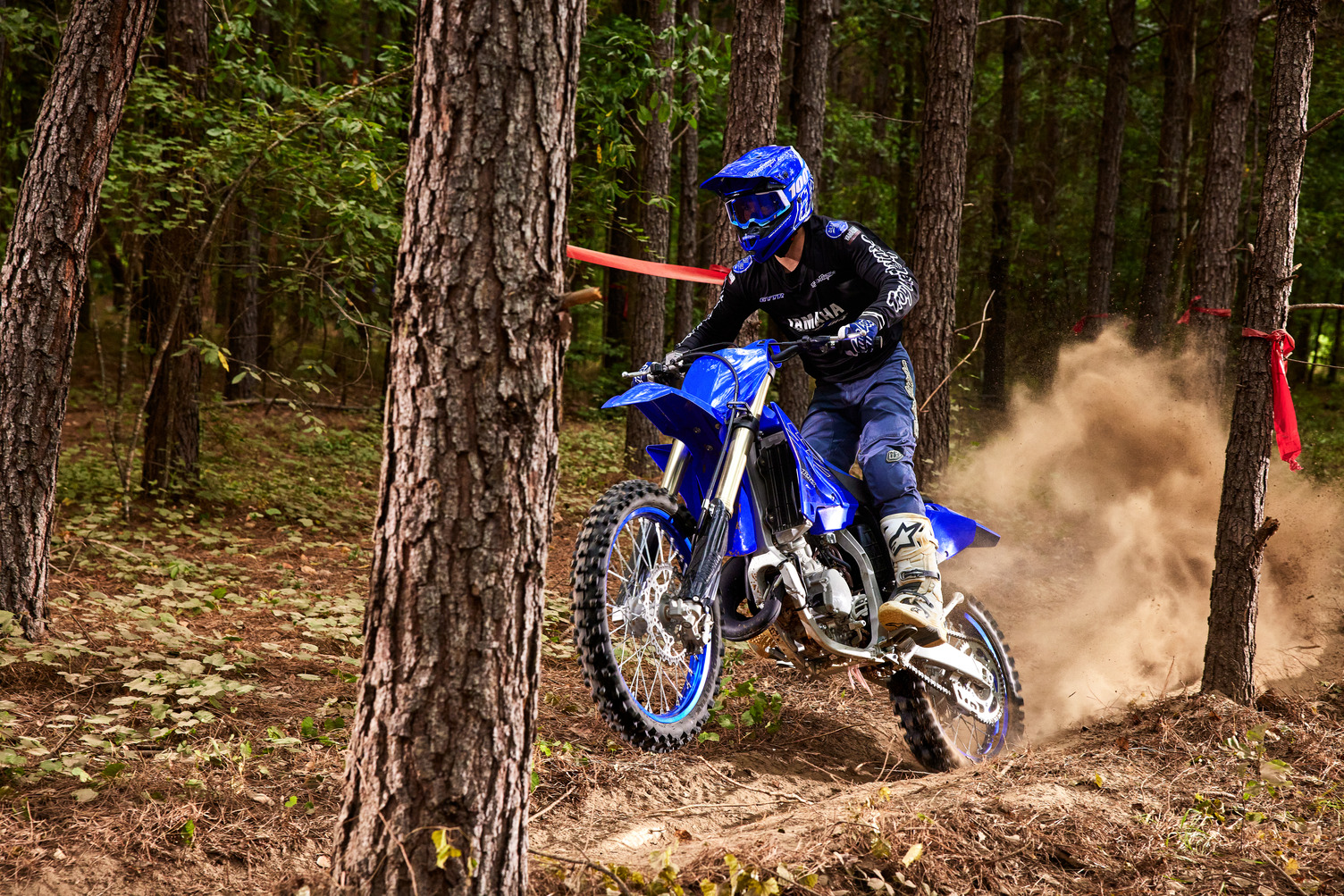 22_YZ125X_Team Yamaha Blue_Action06_0014