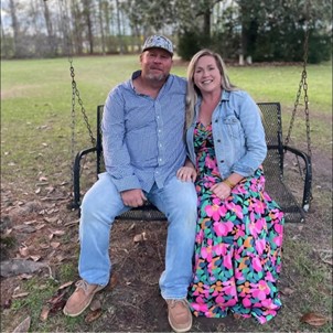 Brooke Guyett of Hinesville Fence Shares Expert Comparison of PVC and Wood Fencing in HelloNation