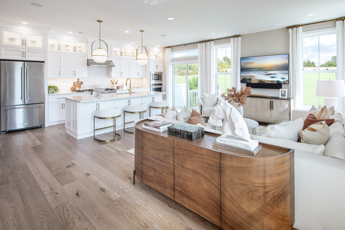 Canter Square by Toll Brothers