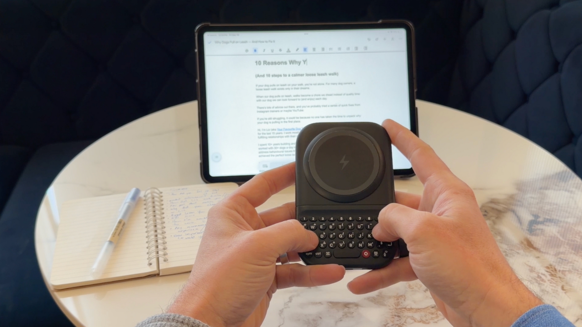 Bluetooth keyboard for typing on tablets