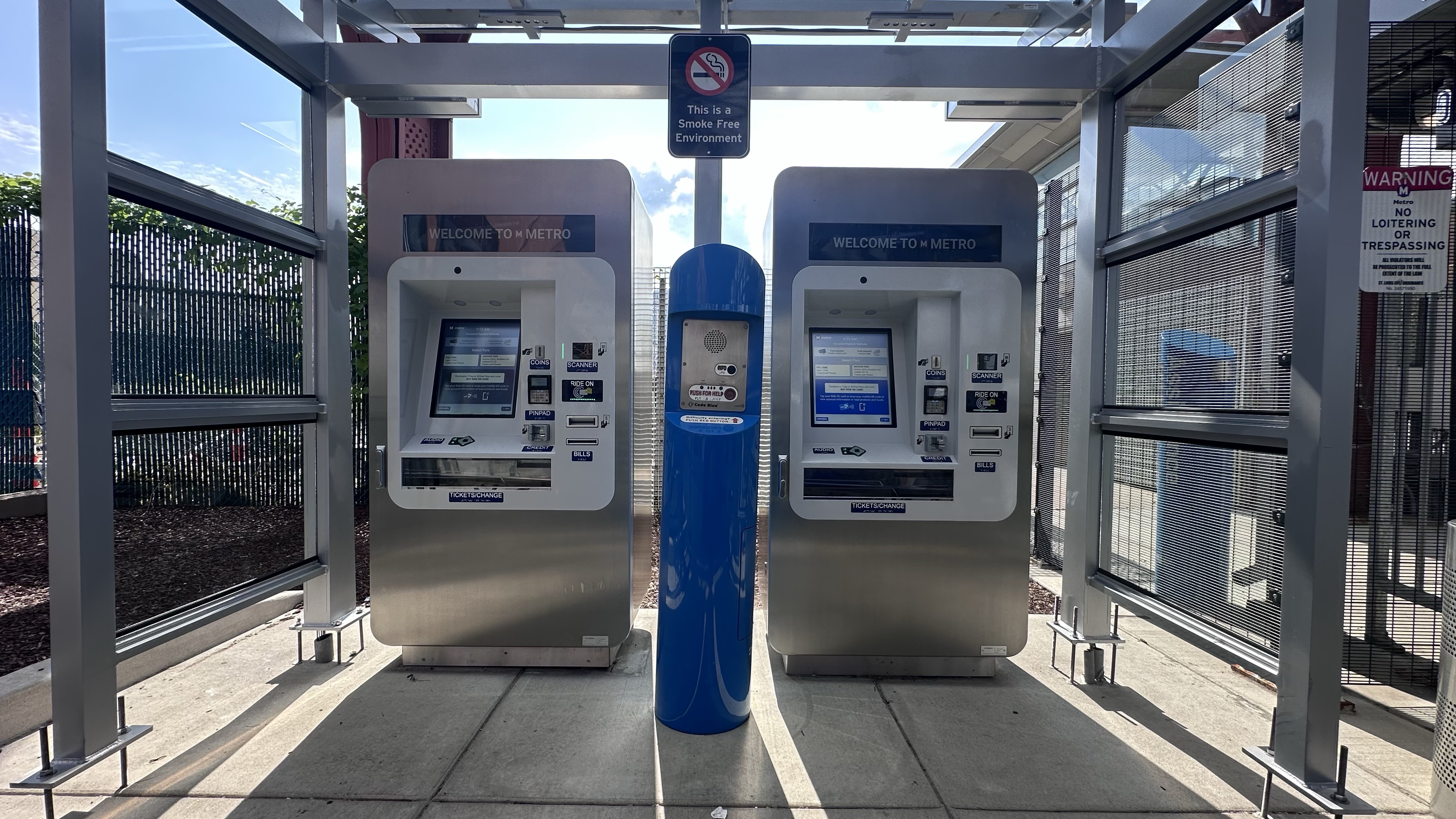 Indra_StLouis MetroLink station