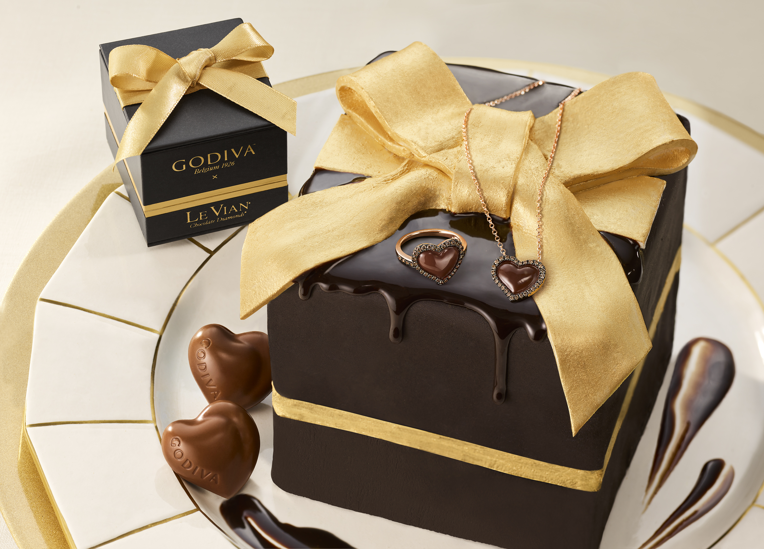 GODIVA x Le Vian Announce the Launch of the New Chocolate Enamel Ganache Heart