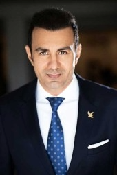 Richard Zaher CEO of Paramount Business Jets