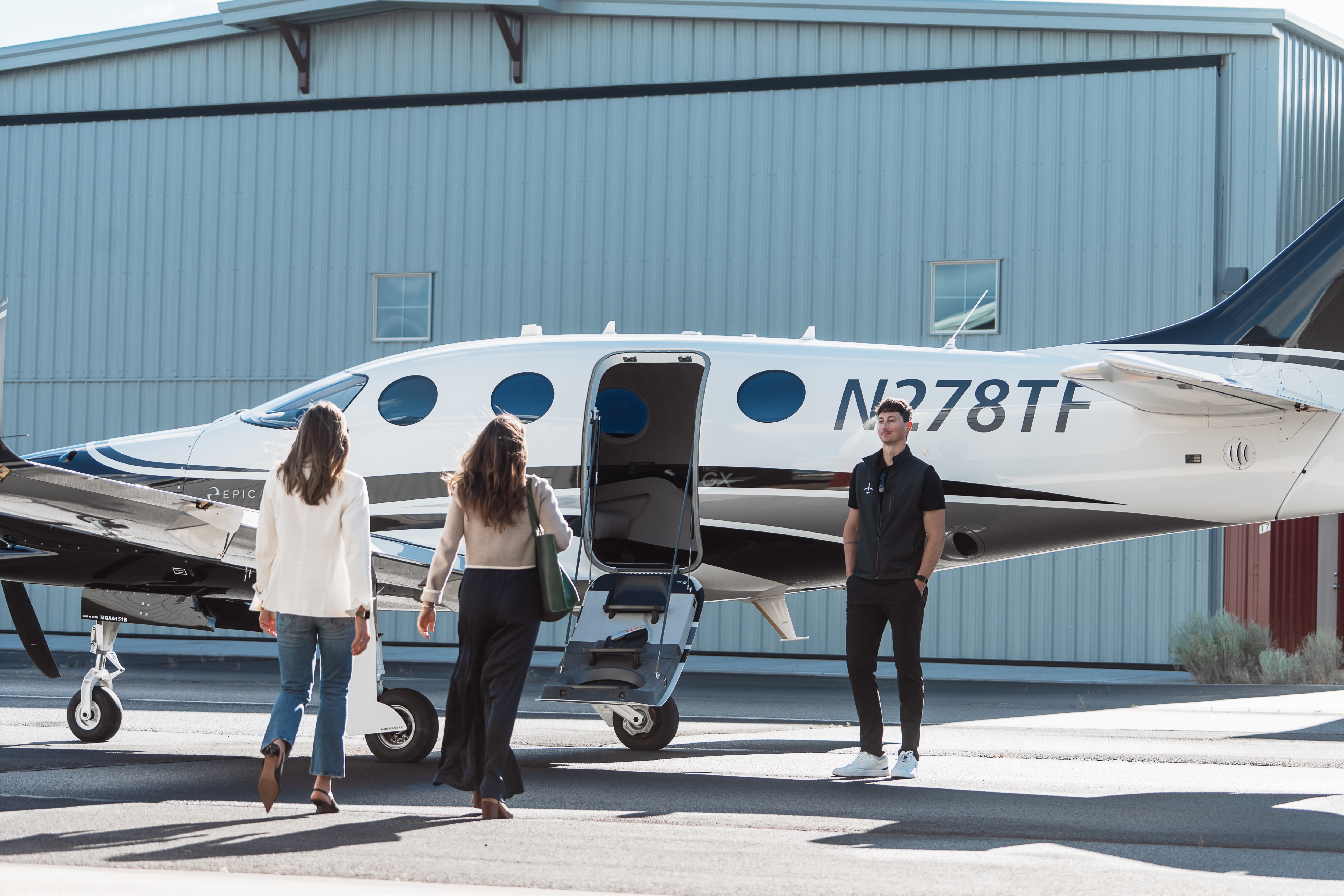 FlyEpic is an advanced aviation company designed to democratize private aircraft ownership for today's busy, ambitious travelers.