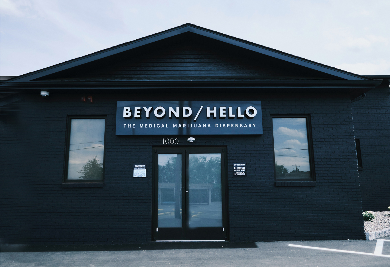 BEYOND / HELLO™ Hazleton Outside Photo