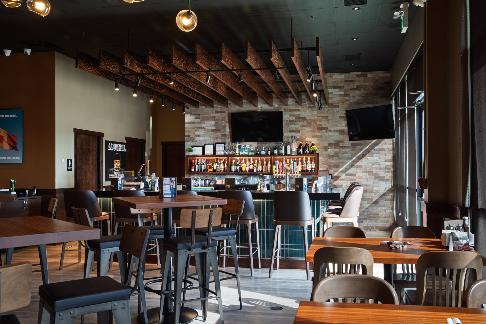 MR MIKES Lacombe, AB