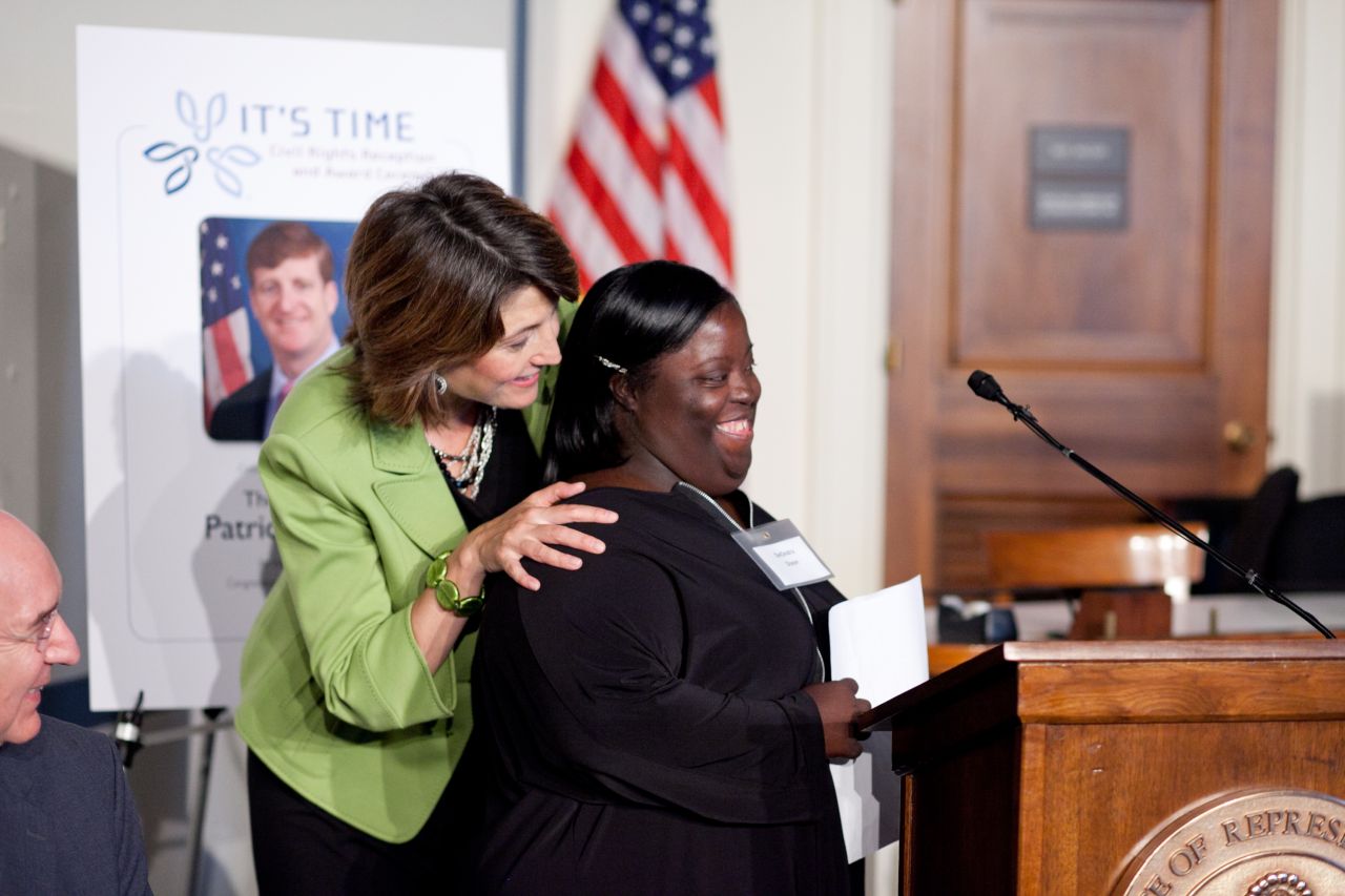 Congresswoman Cathy McMorris Rogers and GLOBAL Ambassador DeOndra Dixon