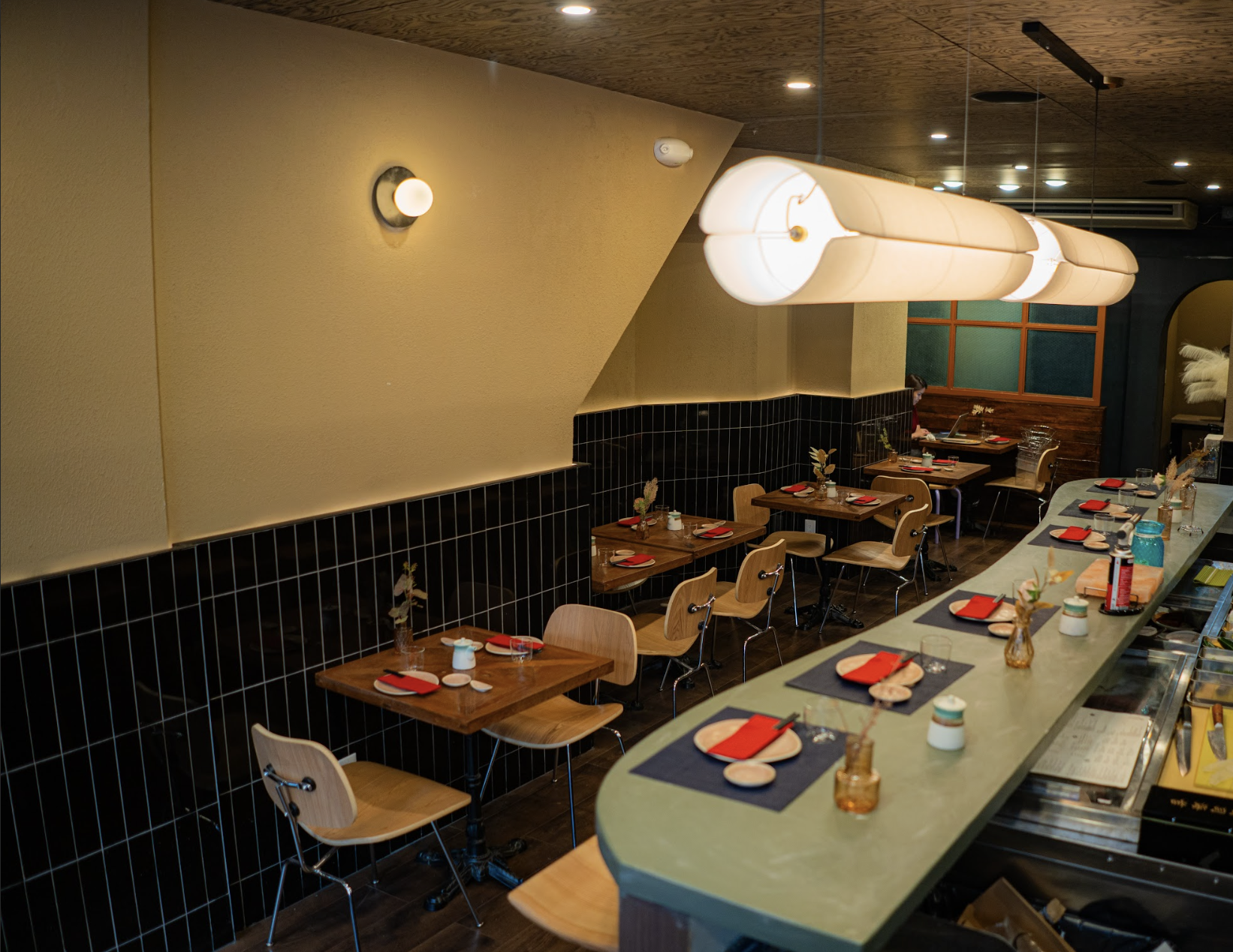 RokuNana-first floor sushi izayaka 2025-11-18 at 3.18.25 PM