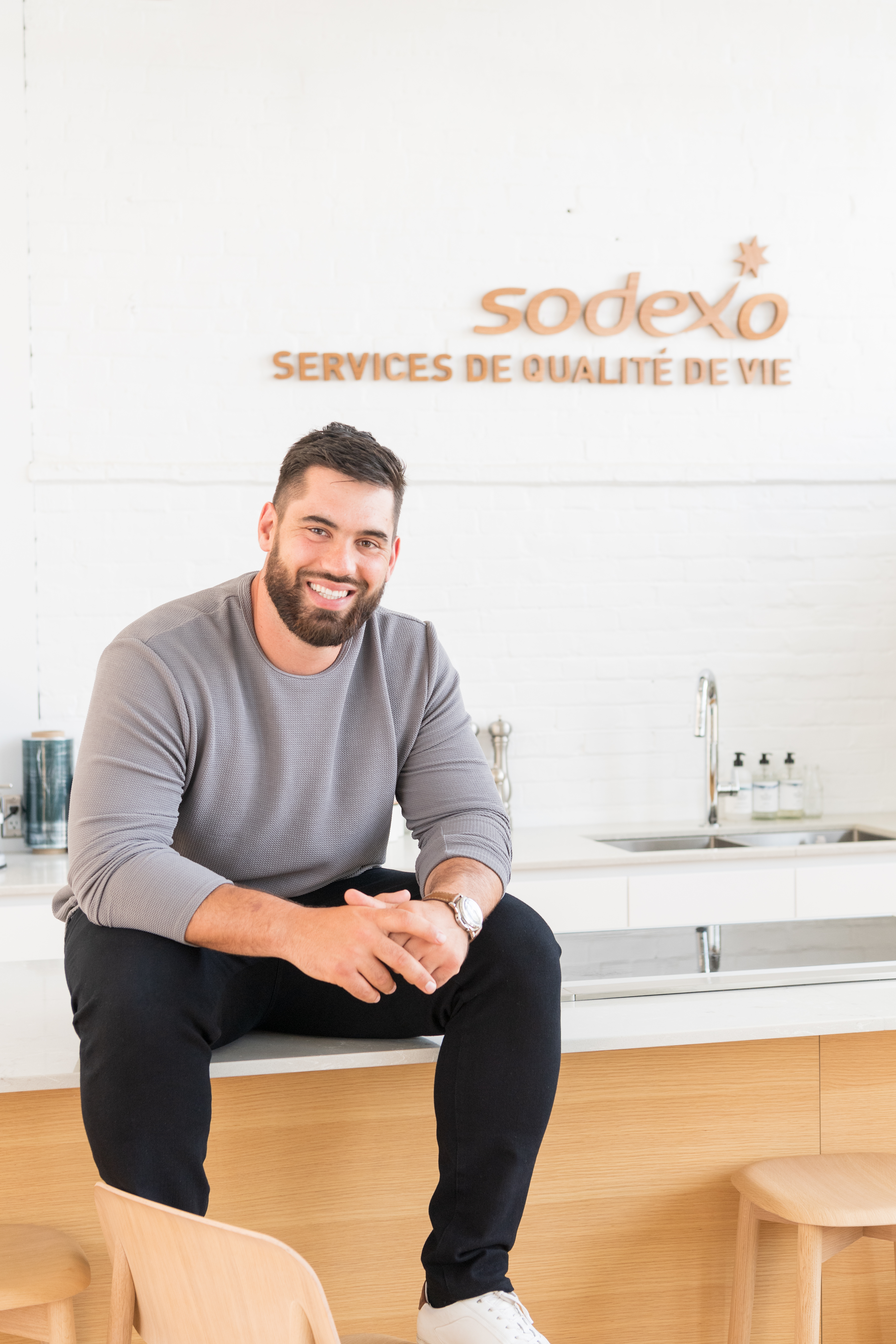 Dr. Laurent Duvernay-Tardif