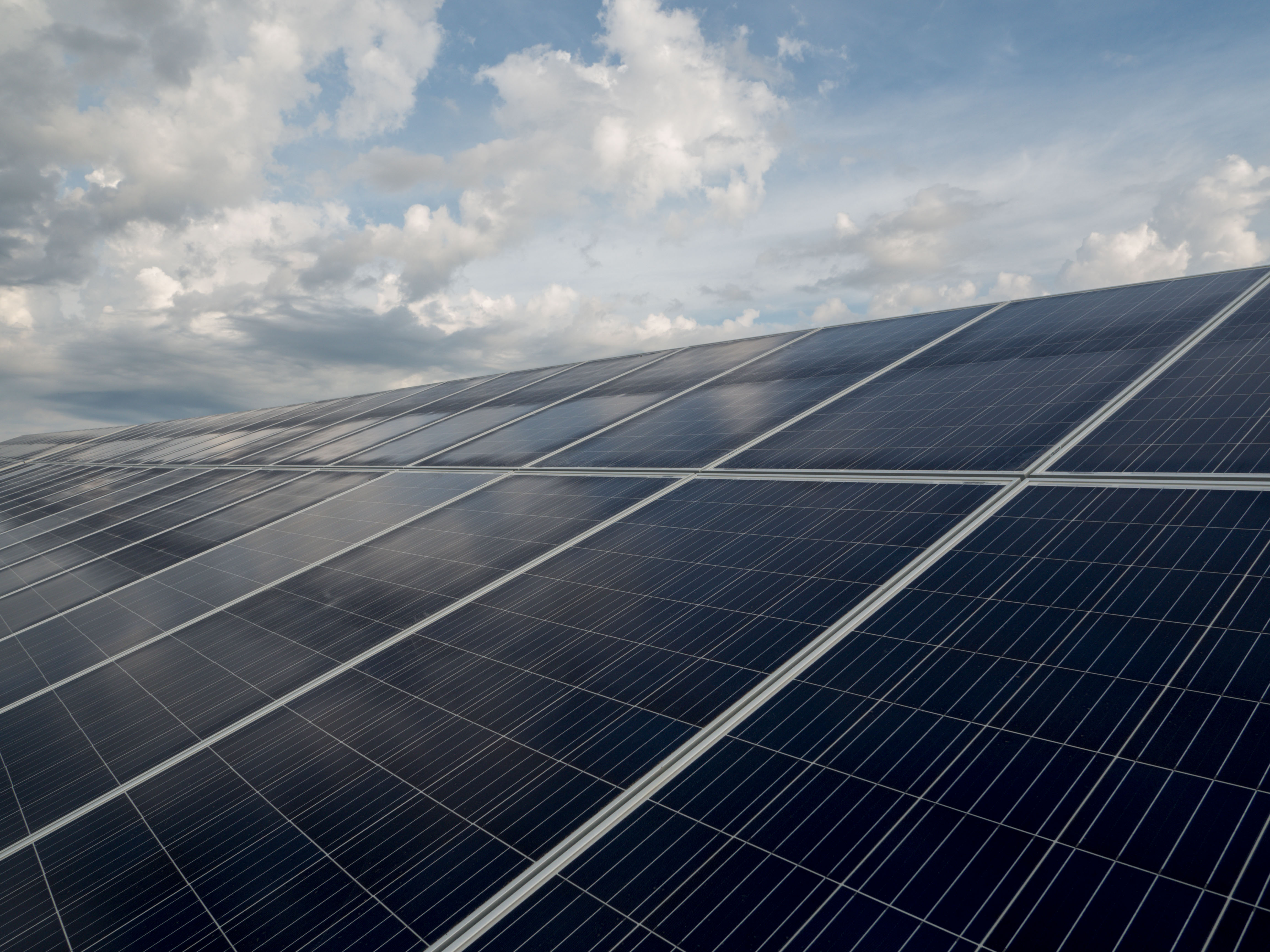 Solar panels at one of DTE Energy's 31 solar parks. By 2023, DTE will generate clean energy from more than 1.4 million solar panels.
Photo credit: Mark Houston, DTE Energy