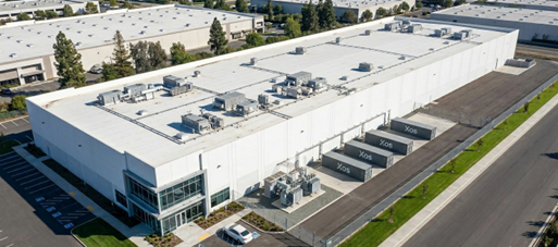 Rendering of multiple 2.5MWh Power Hub units deployed at an AI data center facility, delivering grid-independent megawatt-scale power without waiting years for grid interconnection.