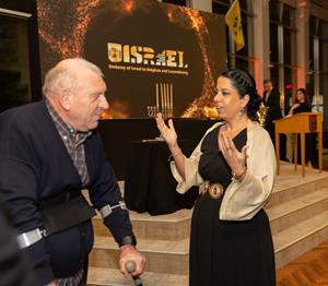 Her Excellency Idit Rosenzweig Abu, Ambassador of Israel to Belgium, and Mr. Jacques Depuydt, the first ReWalker in Belgium