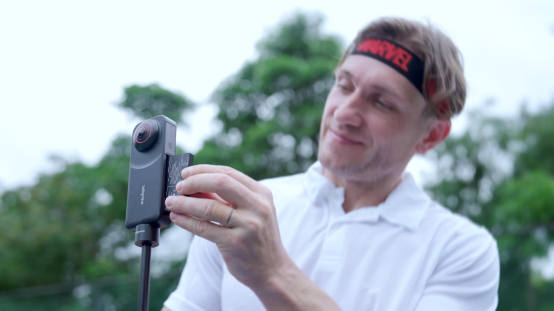 Labpano Announces PilotPano--A 5.7K Versatile 360° AI Camera with 3.1-inch Touchscreen