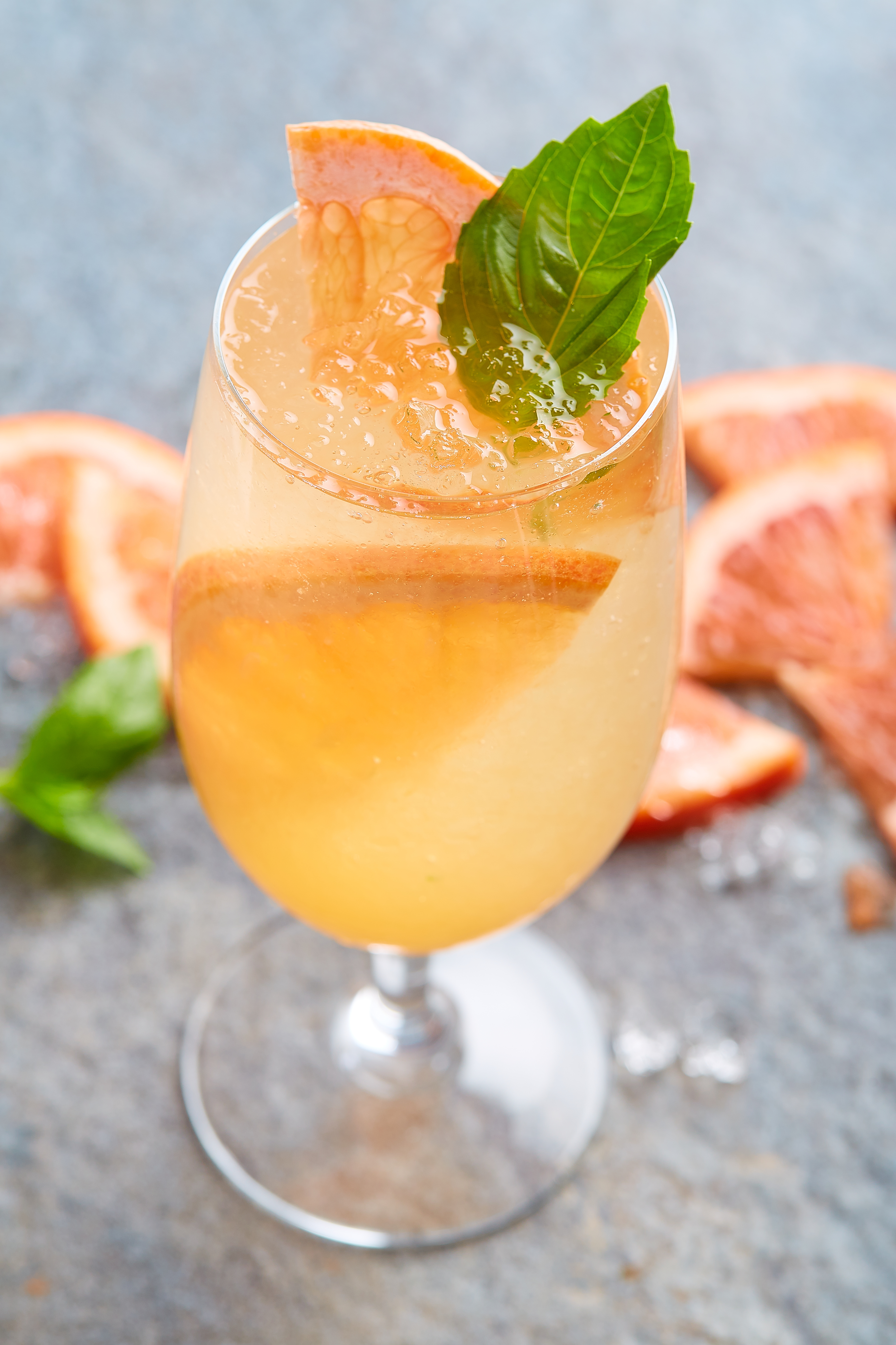 Grapefruit Elderflower Spritz