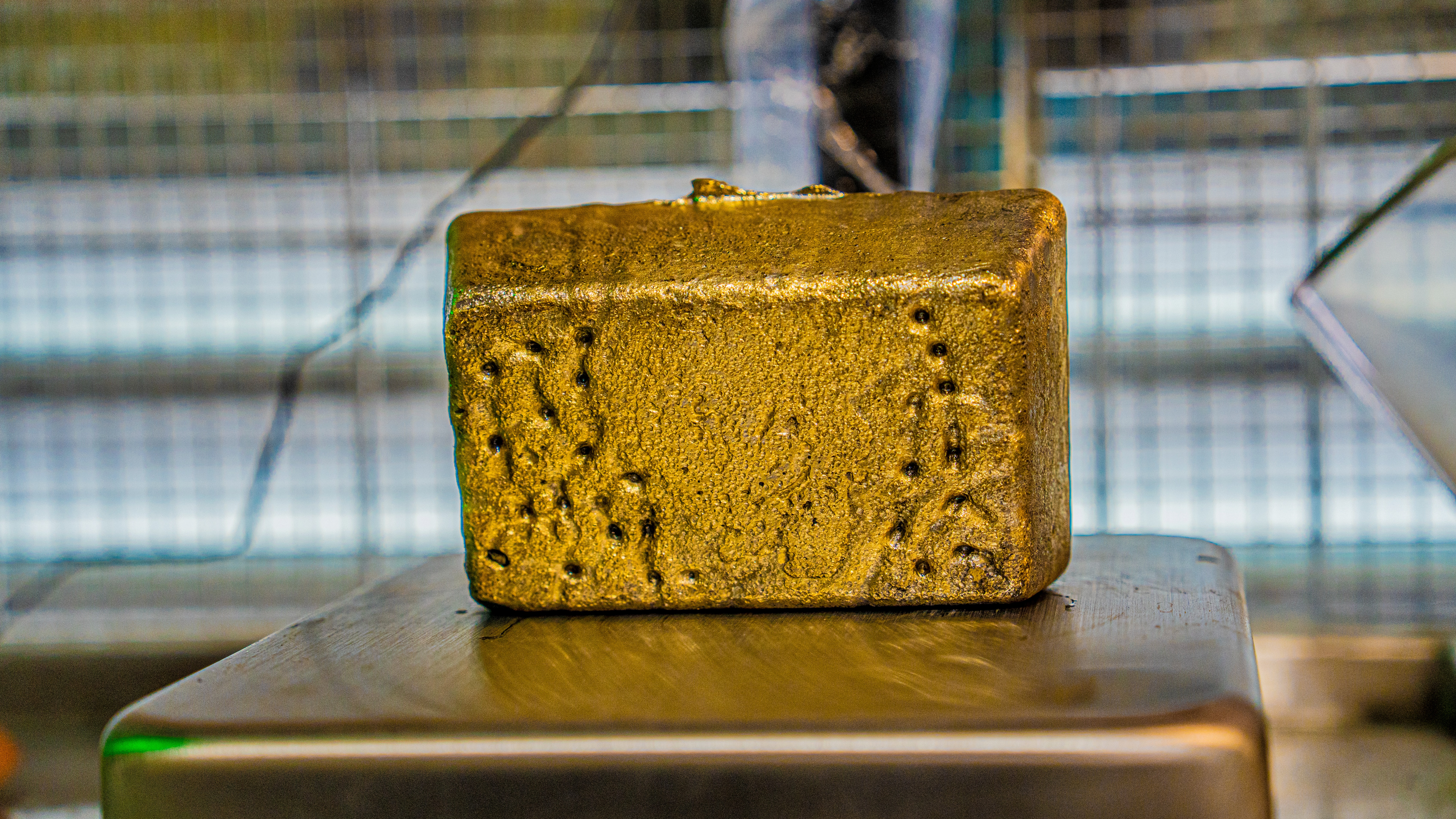 Figure 3 - Dore bar produced