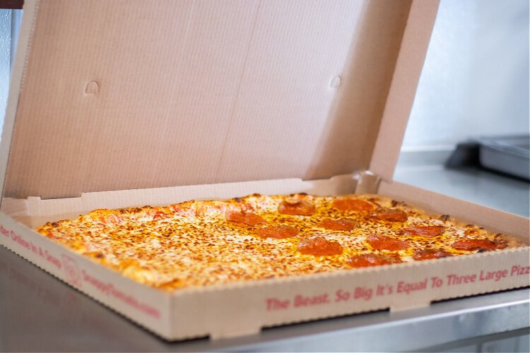 Papa Johns Fuels Fandom with New Garlic Epic Stuffed Crust Pizza