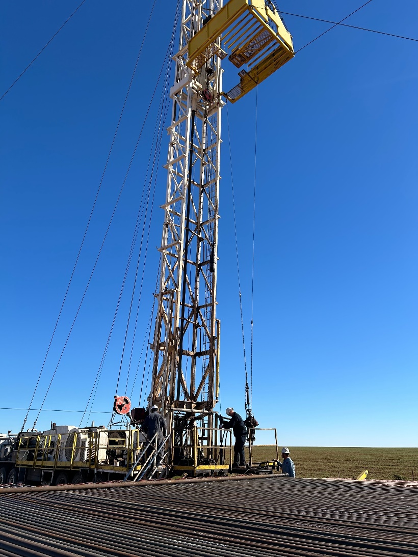 Zefiro crews working on the Company’s first Oklahoma-based project in Custer County, OK. Photo taken in October 2024.