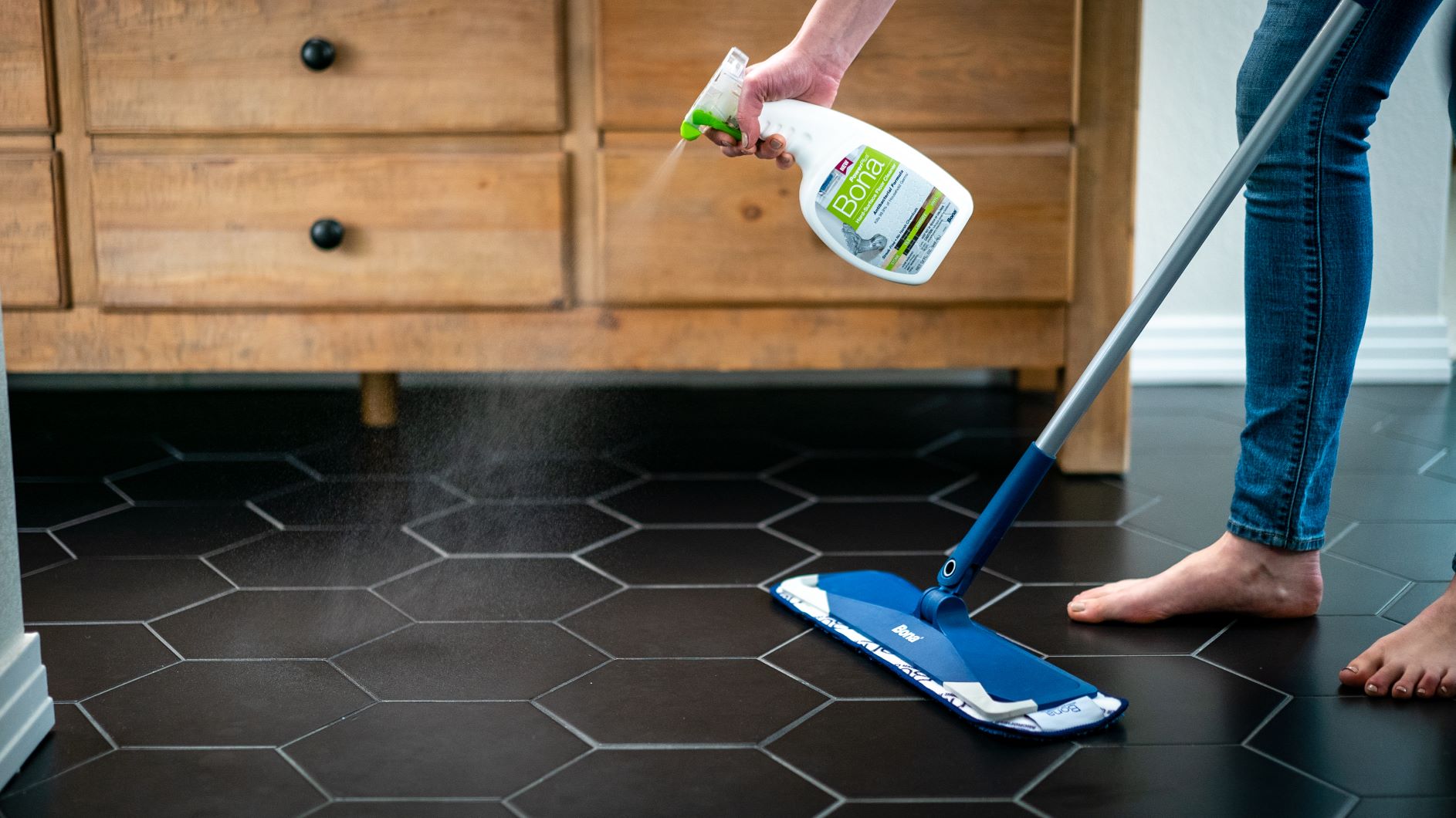 Bona Launches Powerplus Antibacterial, Antibacterial Cleaner For Hardwood Floors