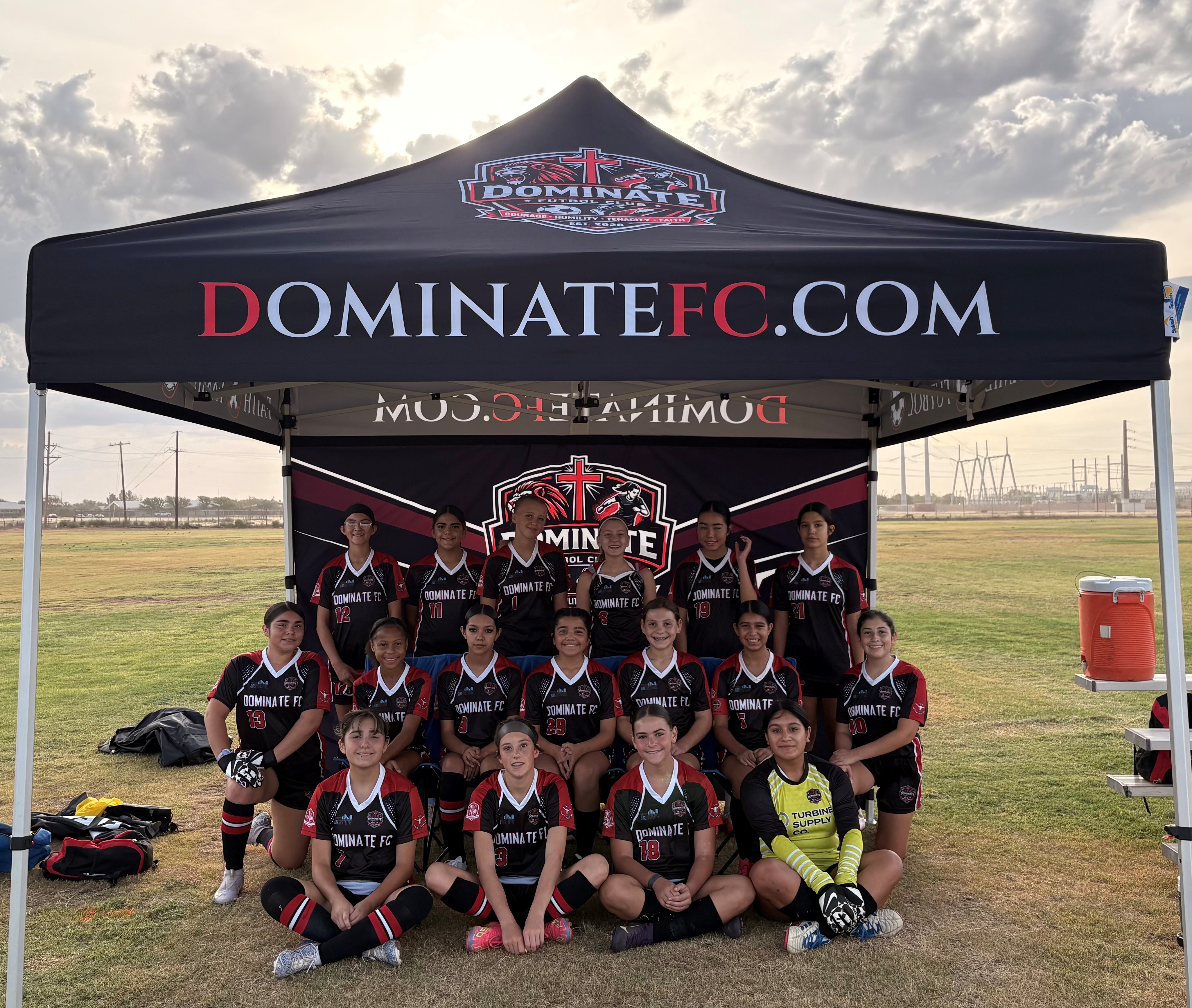 DOMINATE FC SOCCER 10X10 SPLASH TENT AT GAMES AND SPORTS EVENTS IN TEXAS
