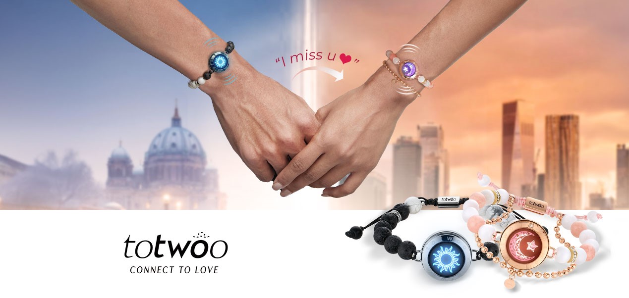 TOTWOO Beaded Touch Bracelet: Customizable Love Messages for Valentine's Day