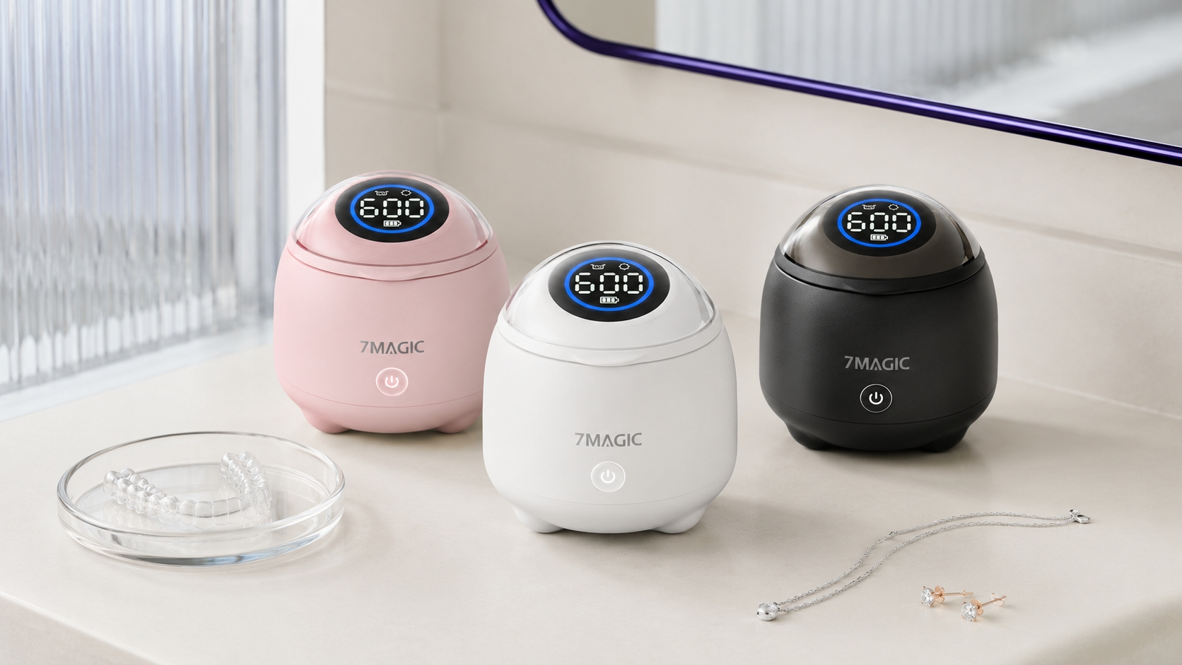 7MAGIC SonicPod Go retainer cleaner with 200ml tank displayed beside retainers, aligners, dentures, mouth guards and dental tools.