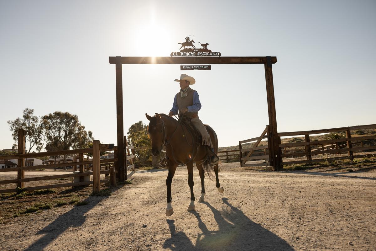 EXPLORE EL RANCHO ESCONDIDO