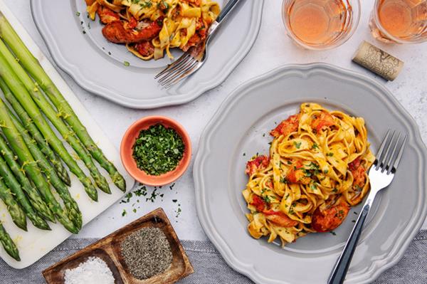  Creamy Tomato  Lobster Linguine  with Zesty Pan-Grilled Springtime Asparagus (1)