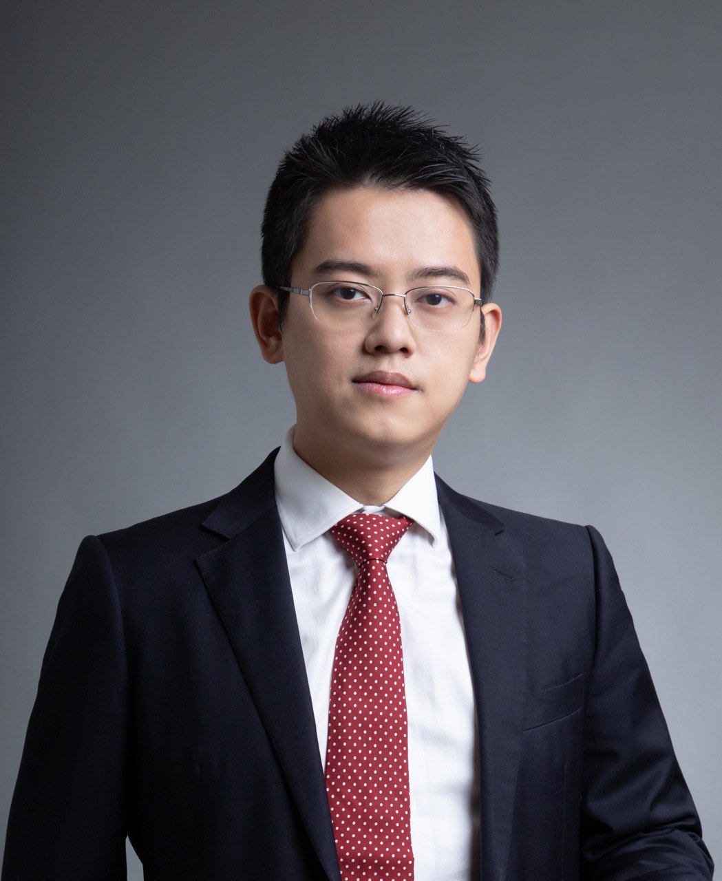 行政總裁Adrian Wang