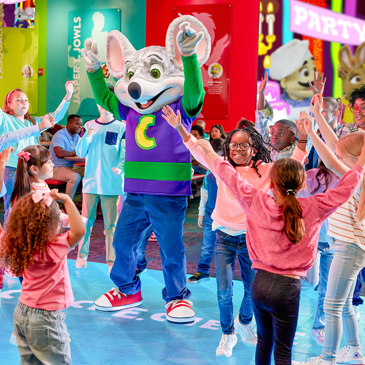 Funpass Chuck E and Kids