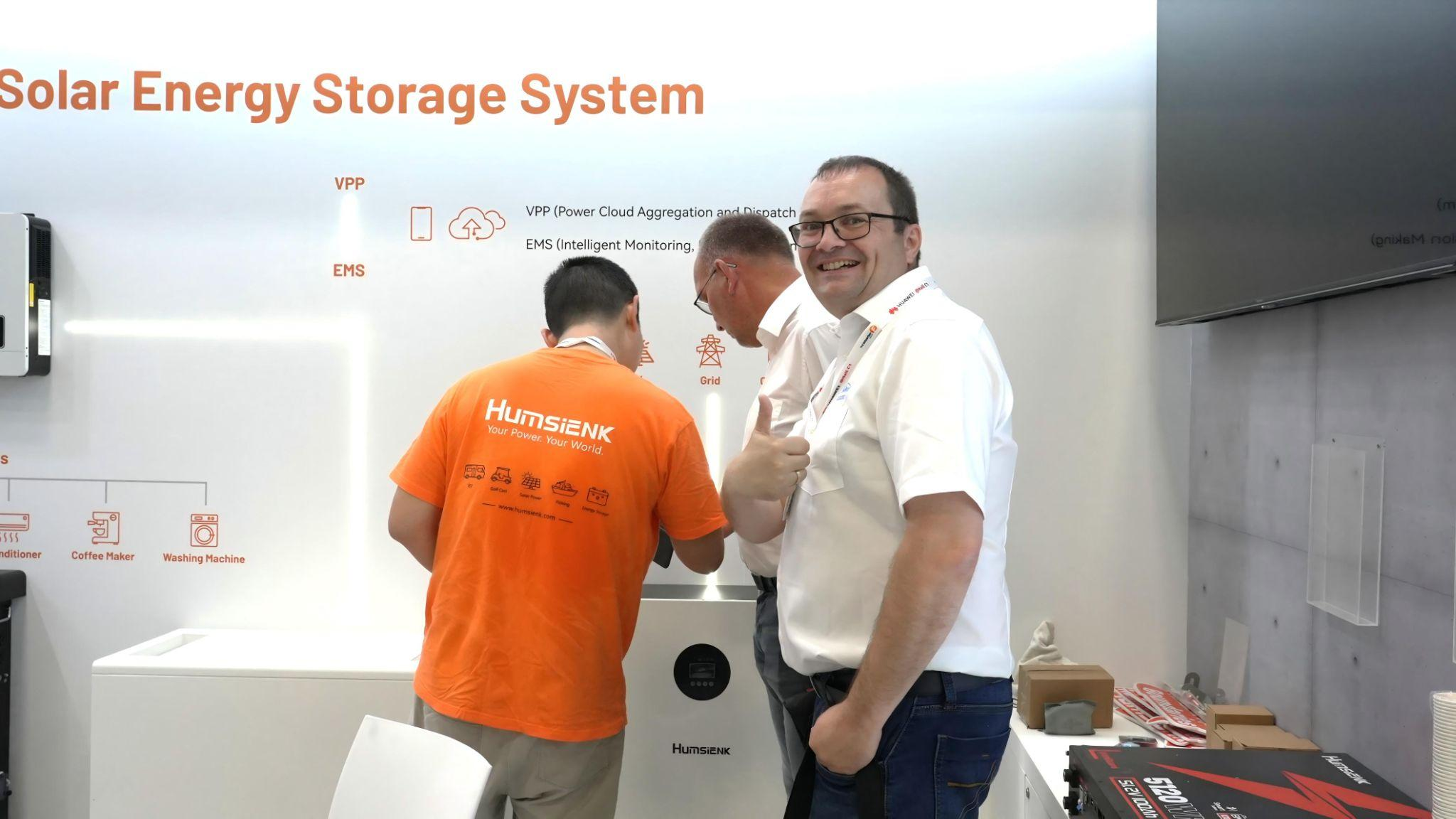 Humsienk Chief Marketing Officer Poe in intersolar exhibition