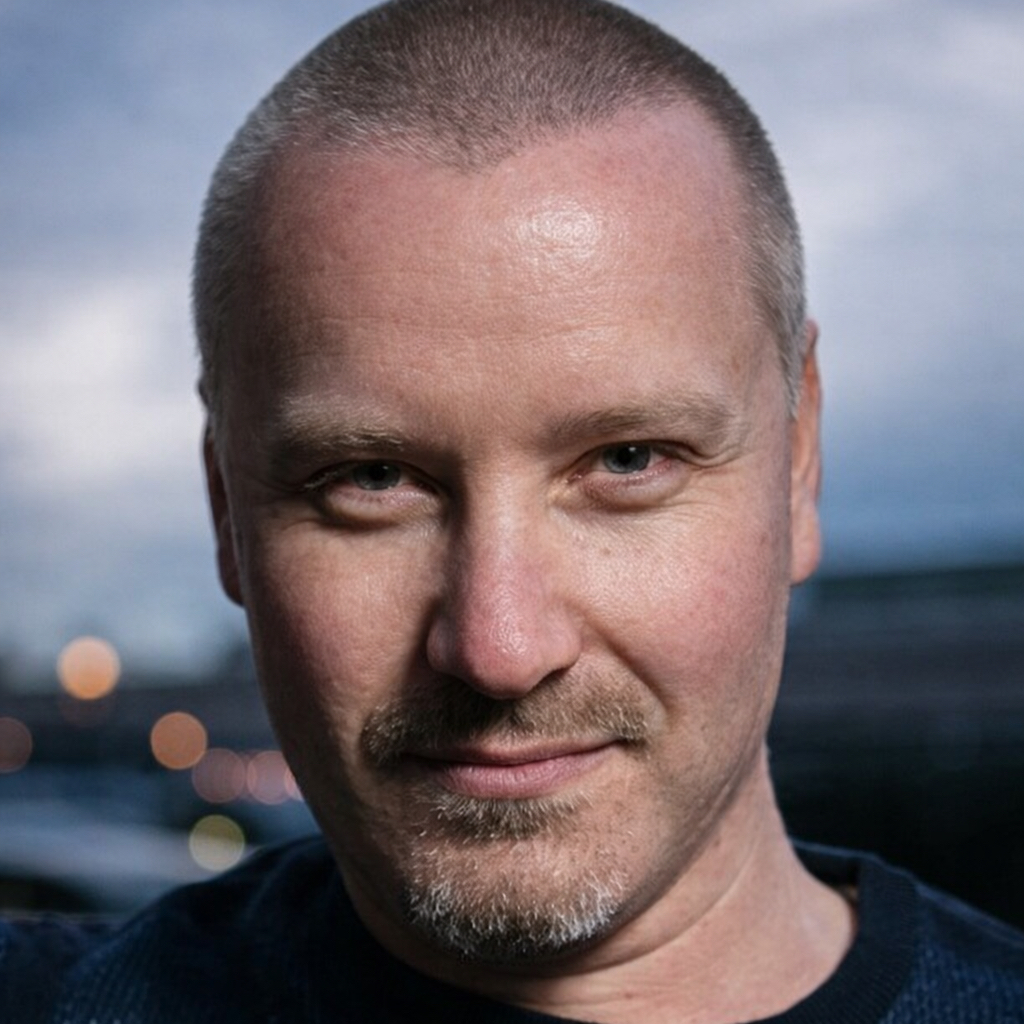 Headshot of Israel Barak, CISO of 7AI