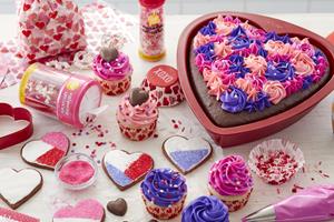 Wilton Introduces Sweet Baking Tools and Decorations for Valentine’s Day
