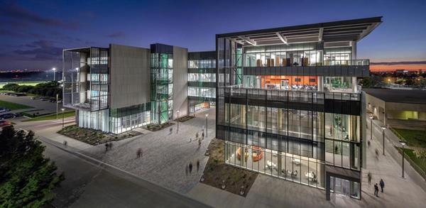 The University of Texas at Dallas Engineering and Computer Science West Building has received a Special Mention from R&D Magazine's prestigious Lab of the Year competition.