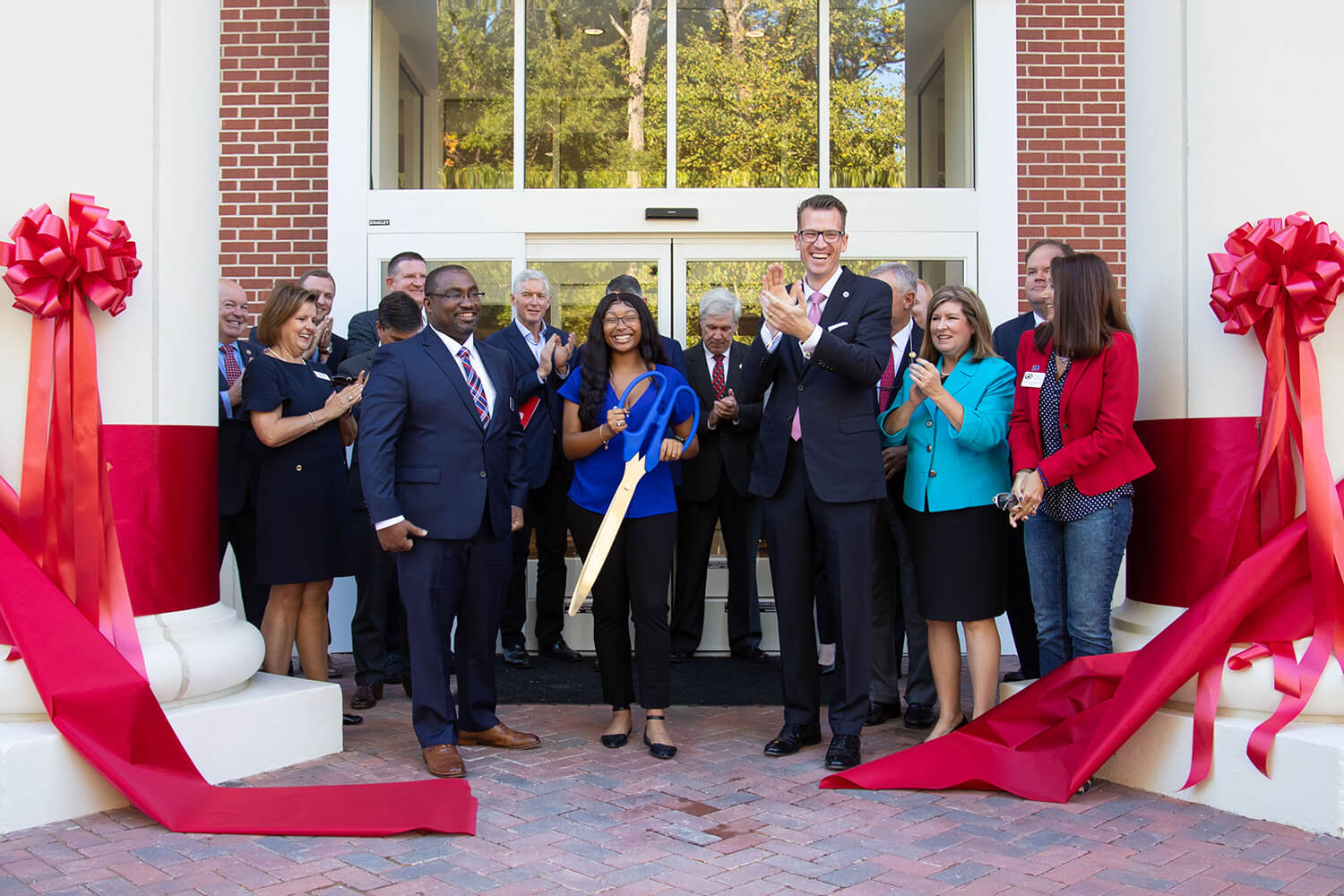 Roy Richards Sr. Hall ribbon cutting