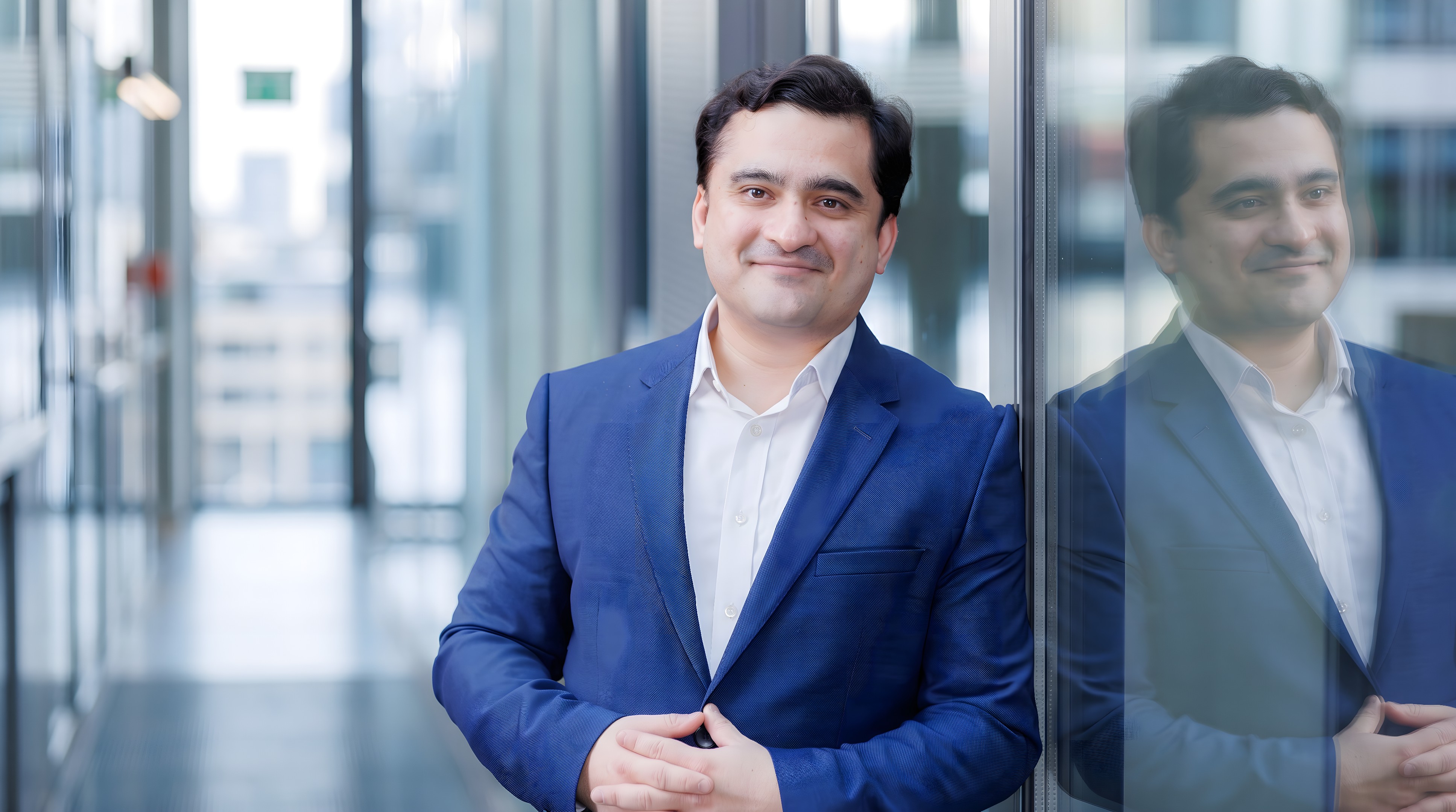 Dr Mohit Chhaya