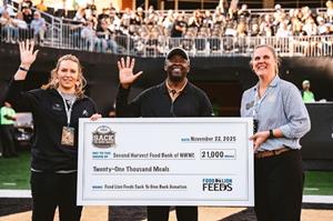 Food Lion Feeds Donates 805,000 Meals During Collegiate Football Season