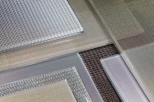 0_medium_Metalix-2-decorative-laminated-glass-Bendheim.jpg
