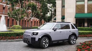 FREELANDER 8 Showcases Strength at Abu Dhabi Investment Forum in Shanghai