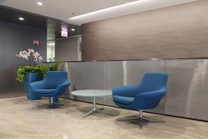 1_medium_Lockton-Bendheim-laminated-glass-wall-7.jpg