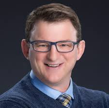 Real Estate Expert Sander Scott of Northport, MI, Explains Waterfront Lifestyle Choices for HelloNation