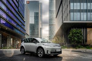 WeRide and GAC Debut First Co-Developed Vehicle Aion N60 Powered by WRD 3.0