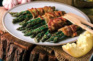 Grilled Bacon-Wrapped Asparagus