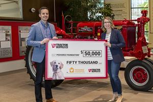 pedigree-foundation-accepts-donation-from-tractor-supply.jpg