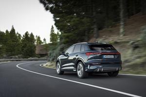 OLEDWorks’ Atala Technology Powers Audi Q4 e-tron Digital OLED Rear Lights
