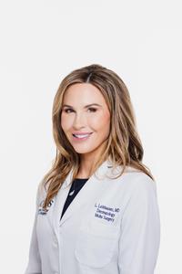 Dermatology Expert Laurel Leithauser, MD, FFAD, FACMS Explains Mohs Surgery in HelloNation