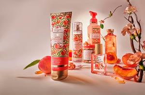 Bath & Body Works and Vera Bradley Debut a Peach-Perfect Collaboration for Mother’s Day 