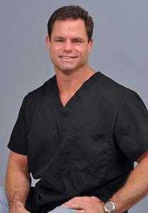 Dr. Wade Banker Launches Annual Essay Scholarship for Undergraduate Pre-Medical Students Pursuing Careers in Medicine
